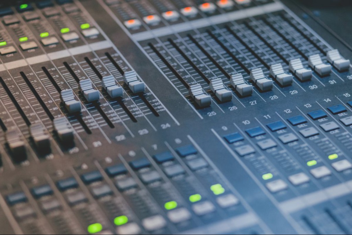 Media Engineering is one of the most attractive programs for those who want to combine technological skills and media. 