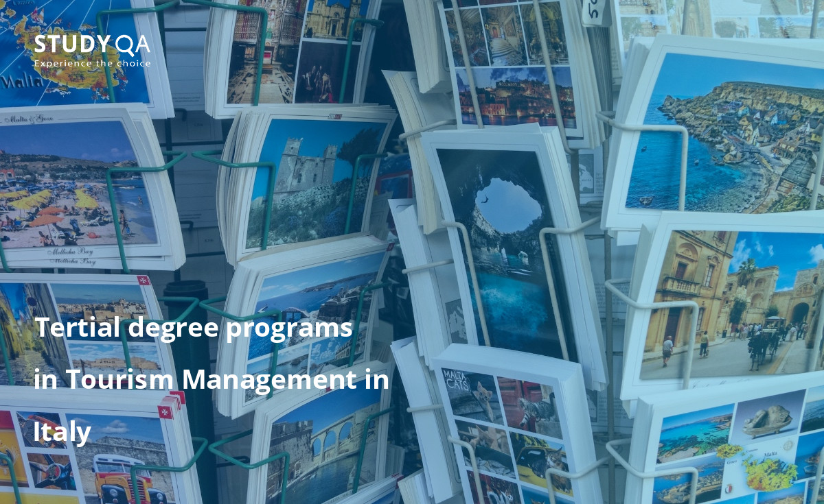 This text discusses the benefits of pursuing full-time bachelor programs in tourism management on campus in Italy.